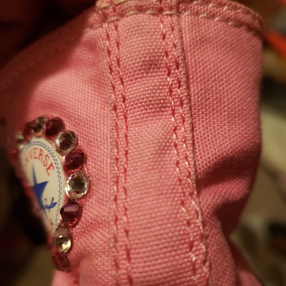 Converse - Picture 4 of 4